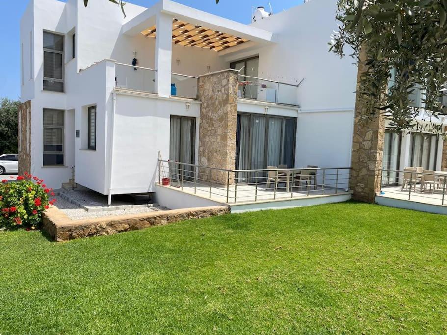Girne/Zeytinlik 2+1 Muhtesem Terasli Daire Exterior foto